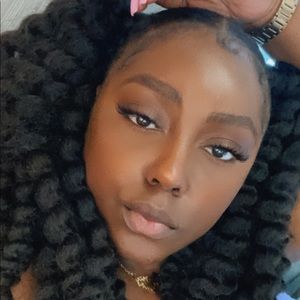 Meet your Posher, Breezy